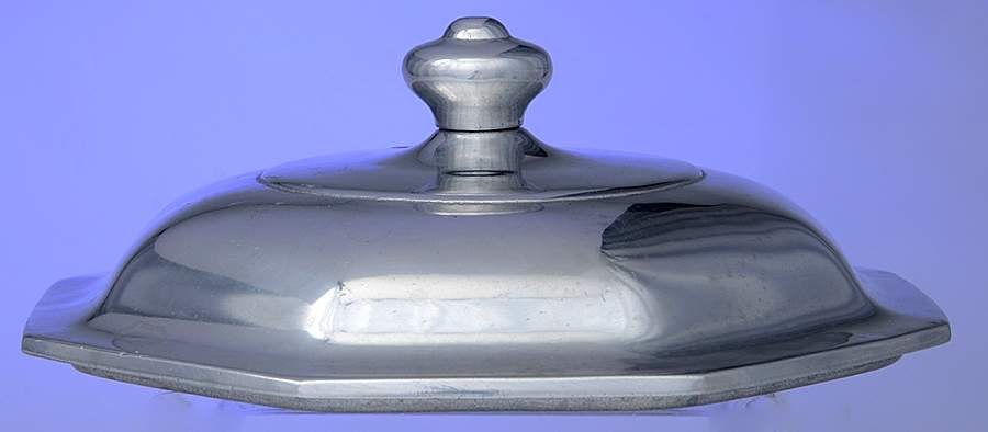 Mulberry Hill (Armetale, Hollowware) 2.5 Quart Round Covered Casserole,Lid Only by Wilton Armetale-1