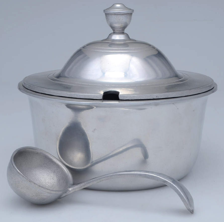 Plough Tavern (Armetale, Hollowware) Tureen W/Lid & Ladle by Wilton Armetale-1