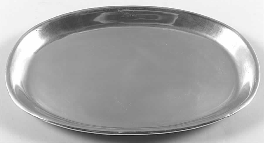 Plough Tavern (Armetale, Hollowware) Medium Oval Platter by Wilton Armetale-1