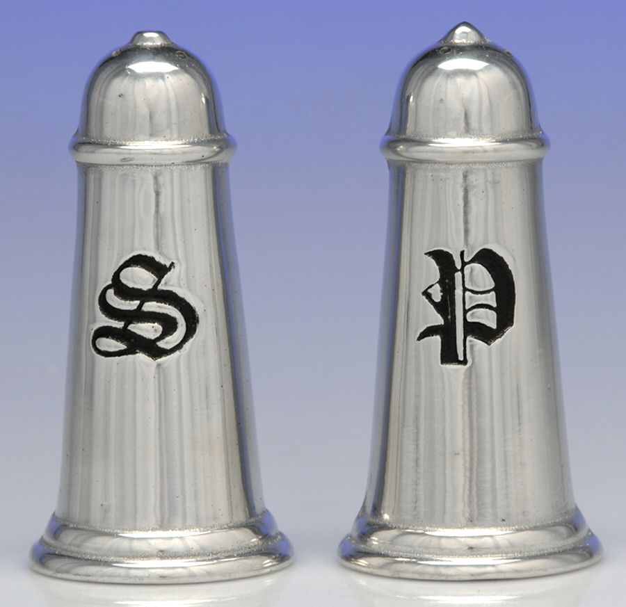 Plough Tavern (Armetale, Hollowware) Salt & Pepper Set by Wilton Armetale-1