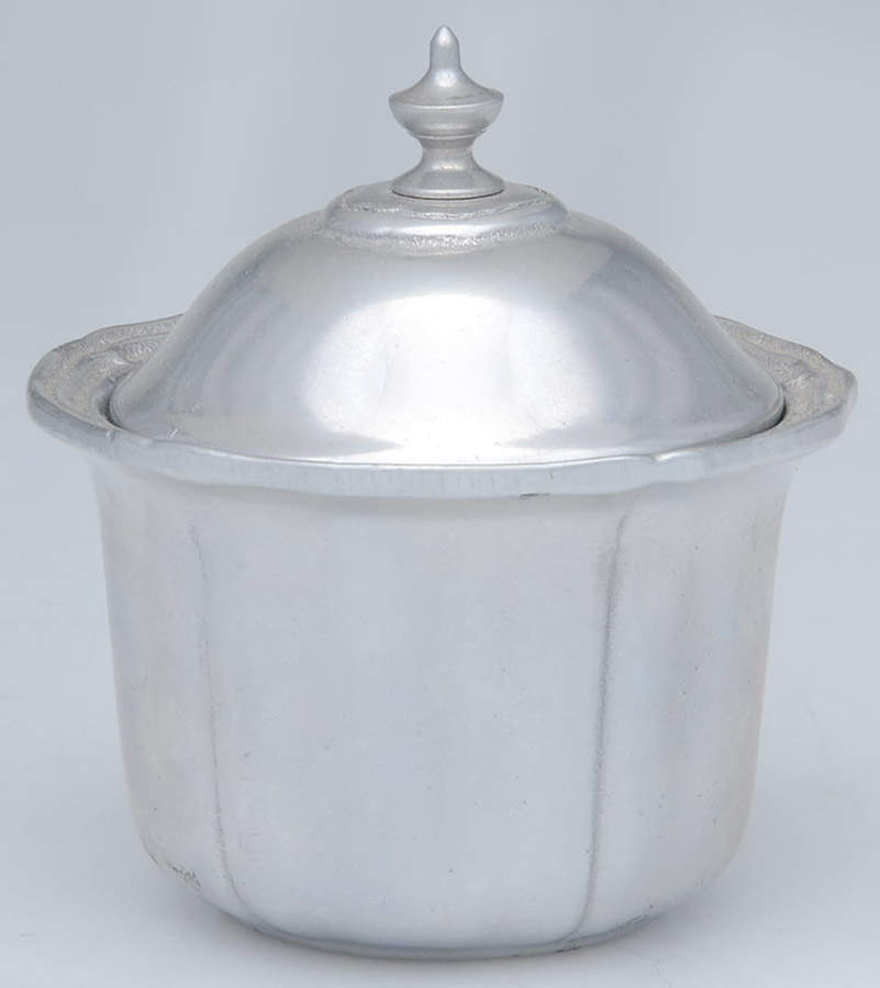 Queen Anne (Armetale, Hollowware, Glossy) Sugar Bowl with Lid by Wilton Armetale-1
