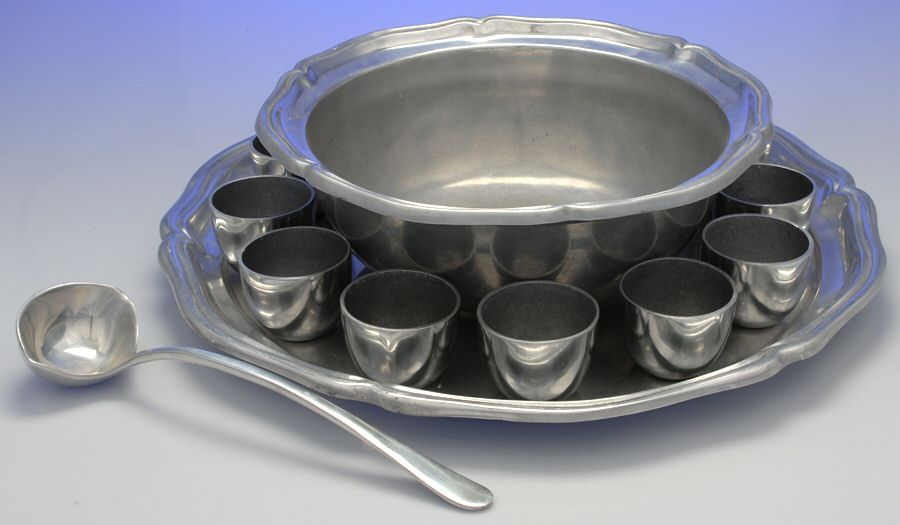 Queen Anne (Armetale, Hollowware, Glossy) 15 Piece Punch Set by Wilton Armetale-1