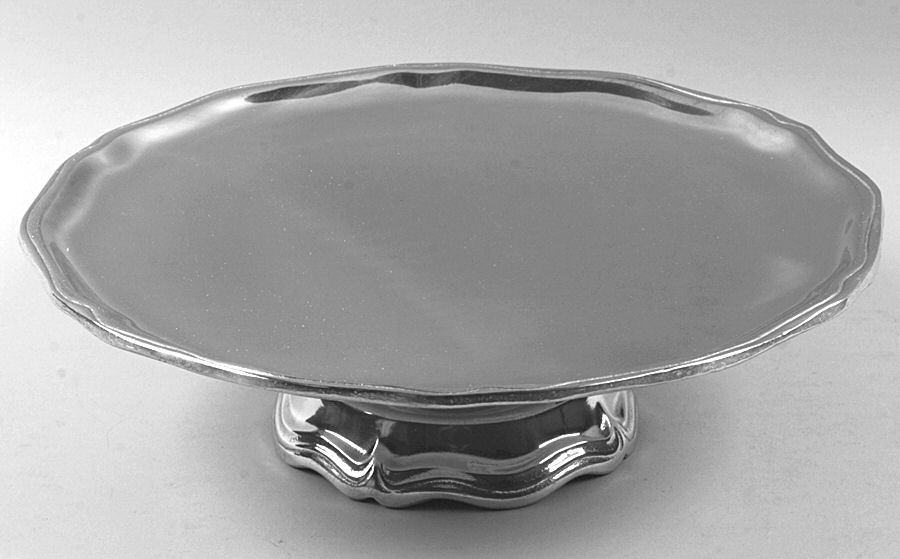 Queen Anne (Armetale, Hollowware, Glossy) Footed Cake Plate by Wilton Armetale-1