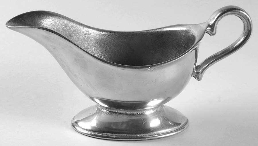 Queen Anne (Armetale, Hollowware, Glossy) Gravy Boat No Underplate by Wilton Armetale-1