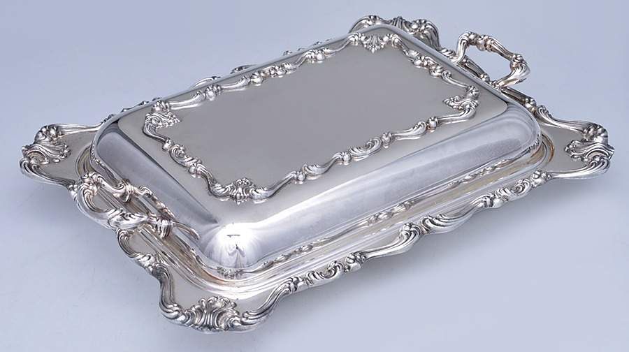 Victoria (Silverplate, Hollowware) Plated Divided Oval Vegetable Bowl by W & S Blackington Co-1