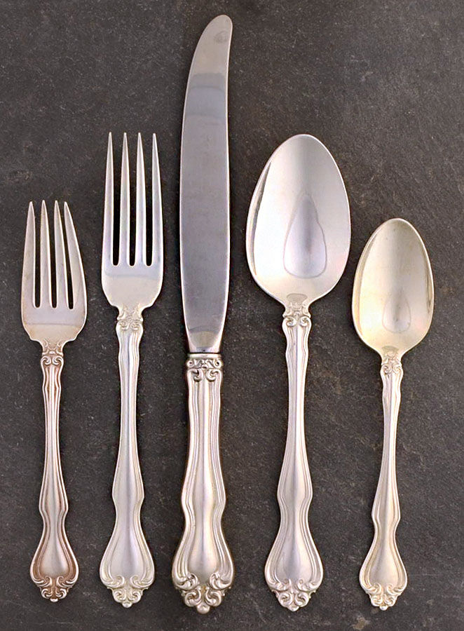 George & Martha Washington (Sterling, 1940) 5 Piece Place Size Setting by Westmorland Silver-1
