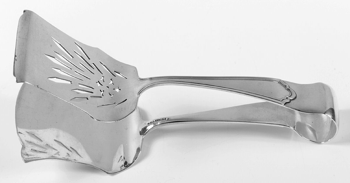 John Alden (Sterling, 1911) Solid Piece Aspragus Tongs by Watson-1