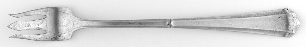 Liberty (Sterling, 1916) Oyster Fork by Watson-1