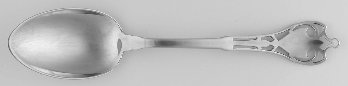 Putnam (Sterling, 1920) Dessert/Oval Soup Spoon by Watson-1