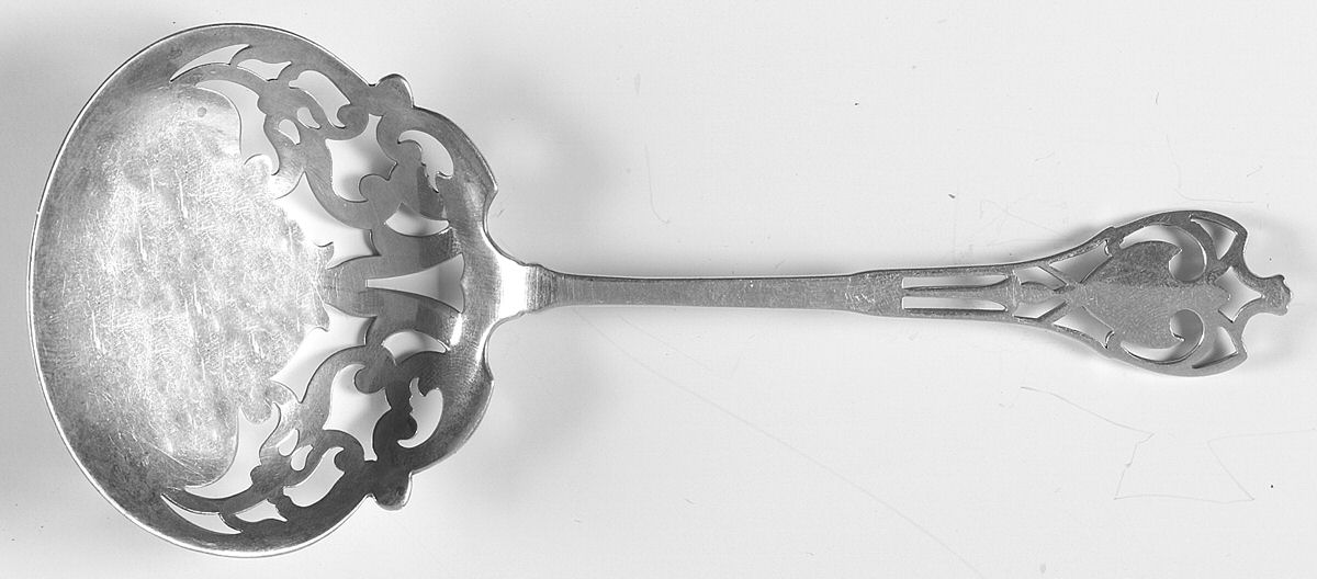 Putnam (Sterling, 1920) Large Cucumber Server by Watson-1