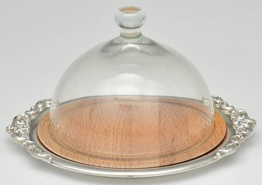 Baroque (Silverplate, Hollowware, Older) Cheese Bell (Tray, Wood Insert & Dome) by Wallace Silver-1