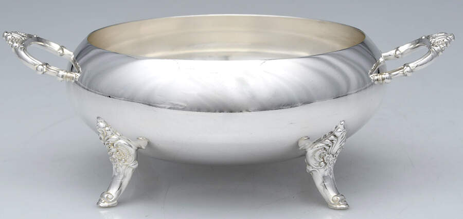 Baroque (Silverplate, Hollowware, Older) 1 Quart Round Covered Casserole, Lid Only by Wallace Silver-1