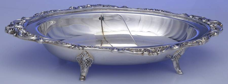 Baroque (Silverplate, Hollowware, Older) Plated Divided Oval Vegetable Bowl by Wallace Silver-1