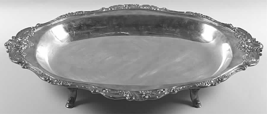 Baroque (Silverplate, Hollowware, Older) 4-Toed Oval Supper Dish by Wallace Silver-1