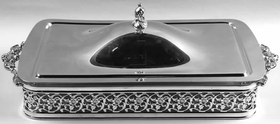 Baroque (Silverplate, Hollowware, Older) 2 Qt Rectangular Covered Casserole with Liner by Wallace Silver-1