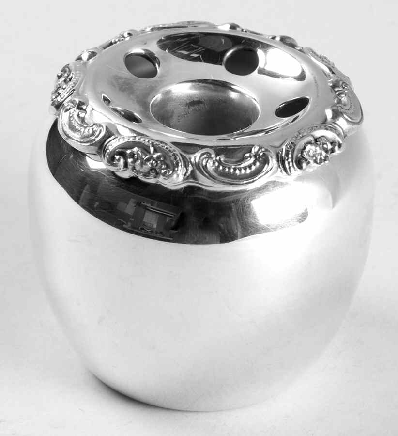 Baroque (Silverplate, Hollowware, Older) Candlestick/Flower Holder by Wallace Silver-1