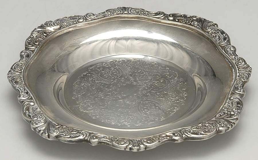Baroque (Silverplate, Hollowware, Older) Round Butter No Lid by Wallace Silver-1