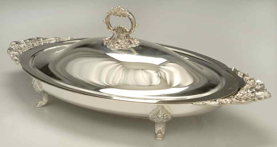 Baroque (Silverplate, Hollowware, Older) Oval Buffet Server No Glass Liner by Wallace Silver-1