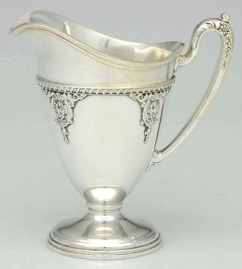Rose Point (6702, Silverplate, Hollowware) Creamer by Wallace Silver-1