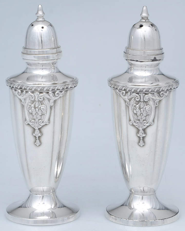 Rose Point (6702, Silverplate, Hollowware) Salt & Pepper Set by Wallace Silver-1