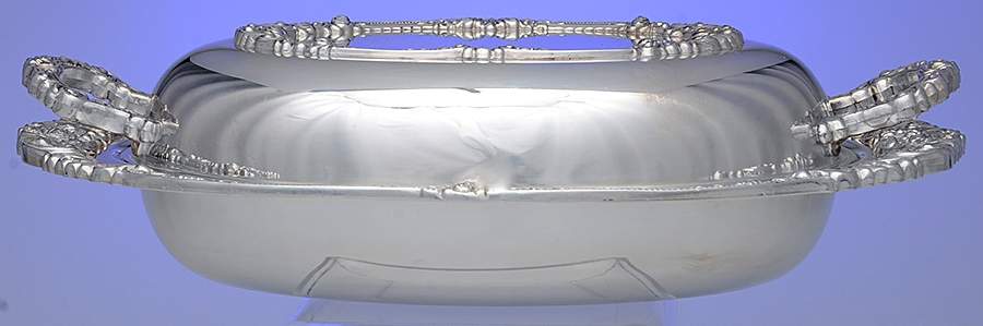 Rose Point (6702, Silverplate, Hollowware) Double Vegetable Bowl by Wallace Silver-1