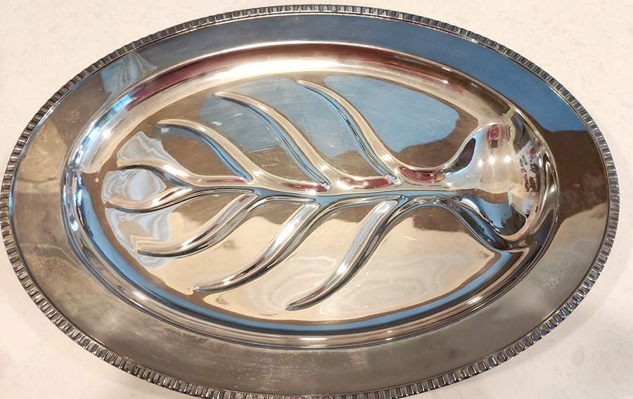 Castledon (Silverplate Hollowware) 18" 4 Toed Meat Platter with Well by Wallace Silver-1