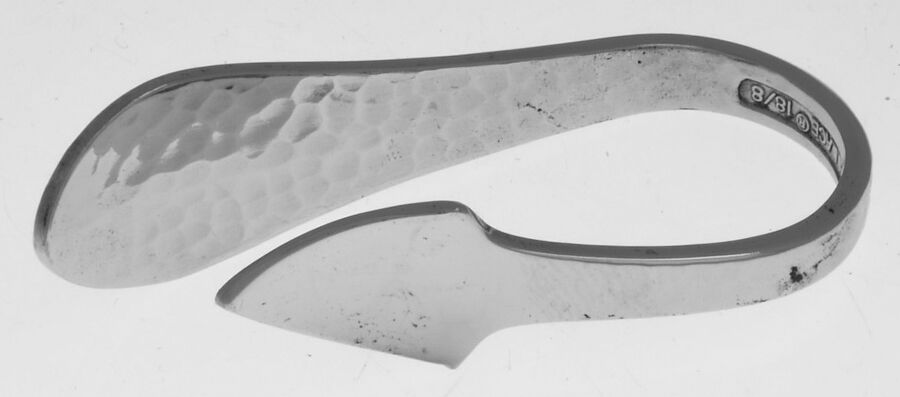 Colonial Hammered (Stainless) Napkin Clip HC by Wallace Silver-1