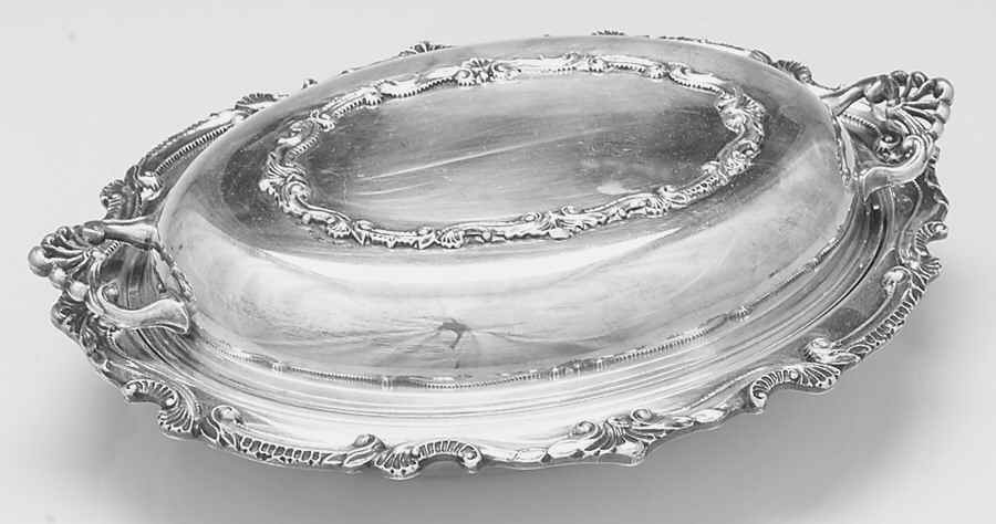 Chippendale (Silverplate, Hollowware) Double Vegetable Bowl by Wallace Silver-1