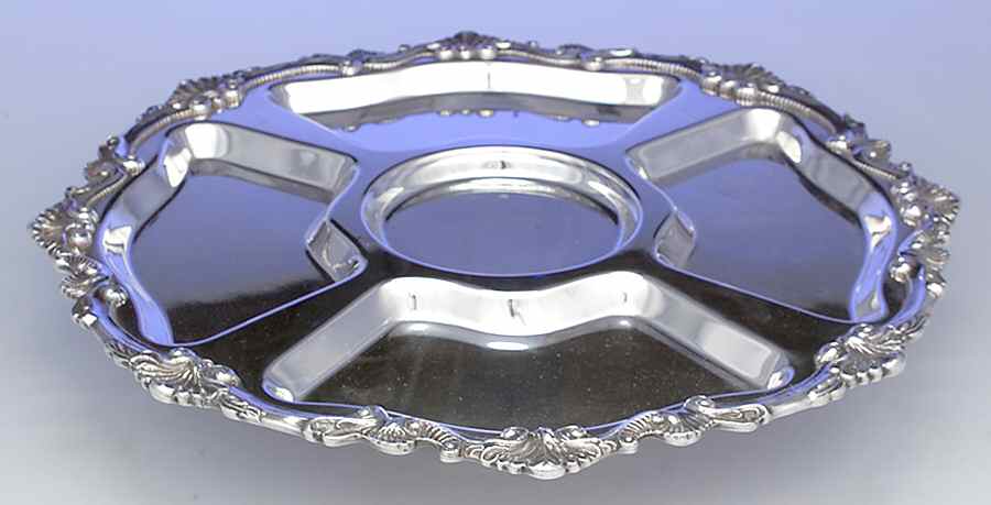Chippendale (Silverplate, Hollowware) Lazy Susan, Missing Liner by Wallace Silver-1