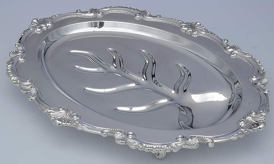Chippendale (Silverplate, Hollowware) 17" 4 Toed Meat Platter with Well by Wallace Silver-1