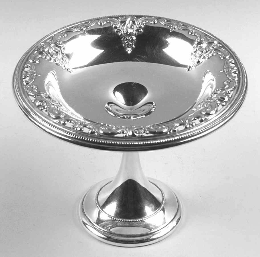 Grande Baroque (Sterling, Hollowware, 1 Hallmark) Round Compote (Height X Width) by Wallace Silver-1