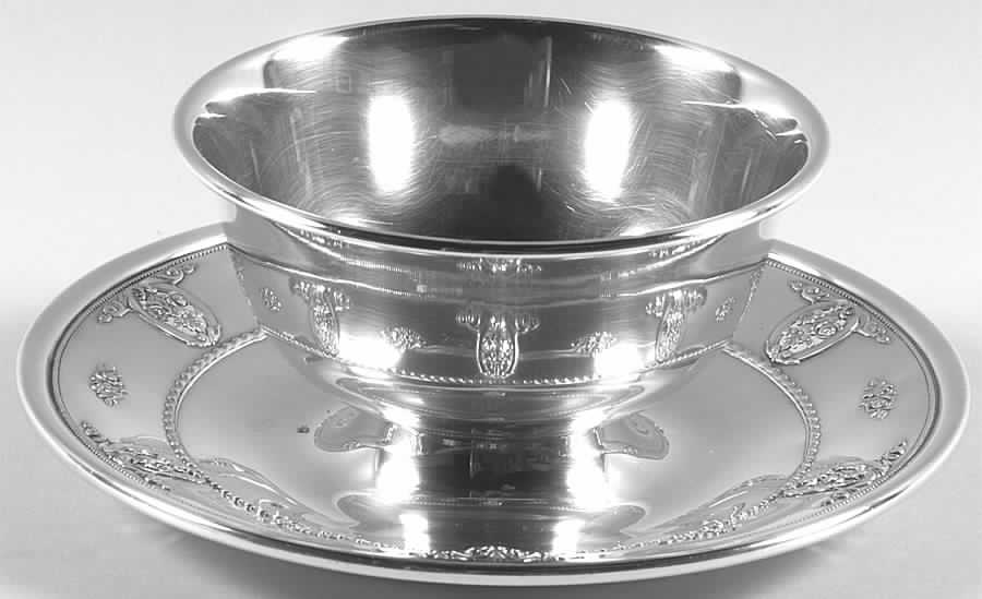 Rose Point (Sterling, Hollowware) Medium Sterling Gravy with Attached Underplate by Wallace Silver-1