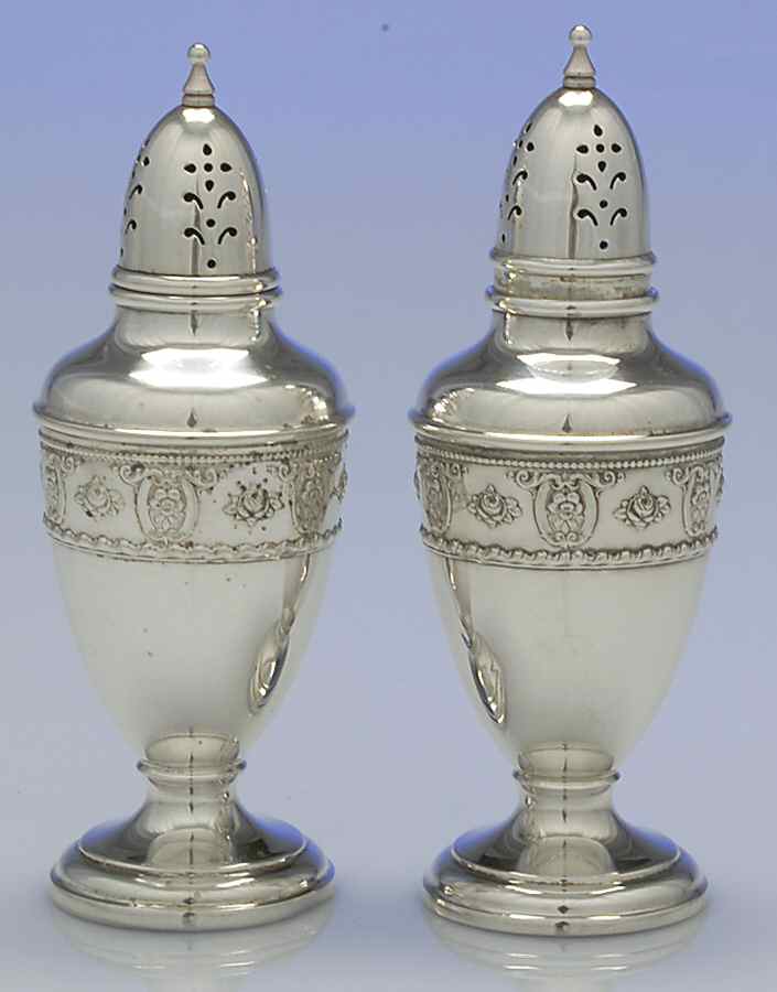 Rose Point (Sterling, Hollowware) Salt and Pepper Set by Wallace Silver-1