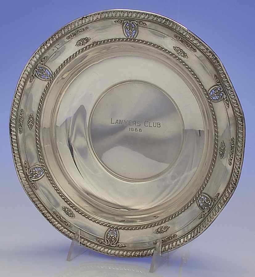 Rose Point (Sterling, Hollowware) 10" Round Vegetable Bowl by Wallace Silver-1