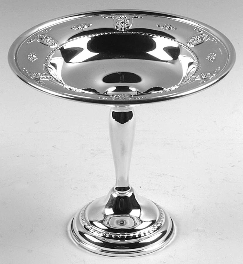 Rose Point (Sterling, Hollowware) Weighted Round Compote (Height X Width) by Wallace Silver-1