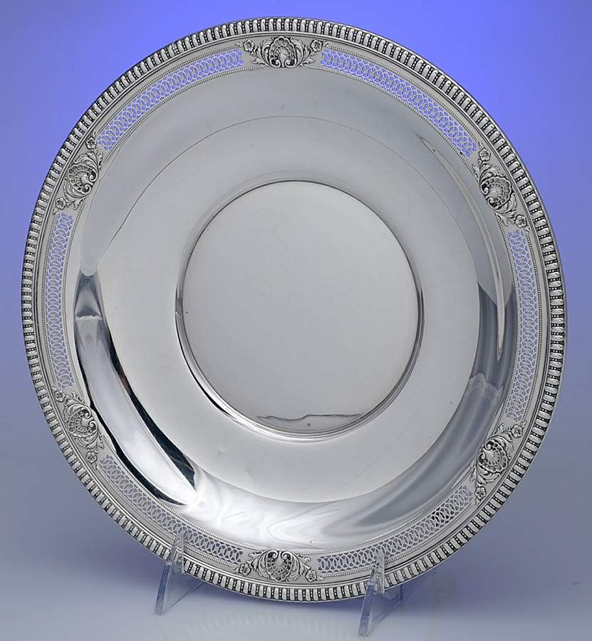 Sir Christopher (Strl, Hlwr, 4800-1, Hand Chased) 10" Sandwich Plate by Wallace Silver-1