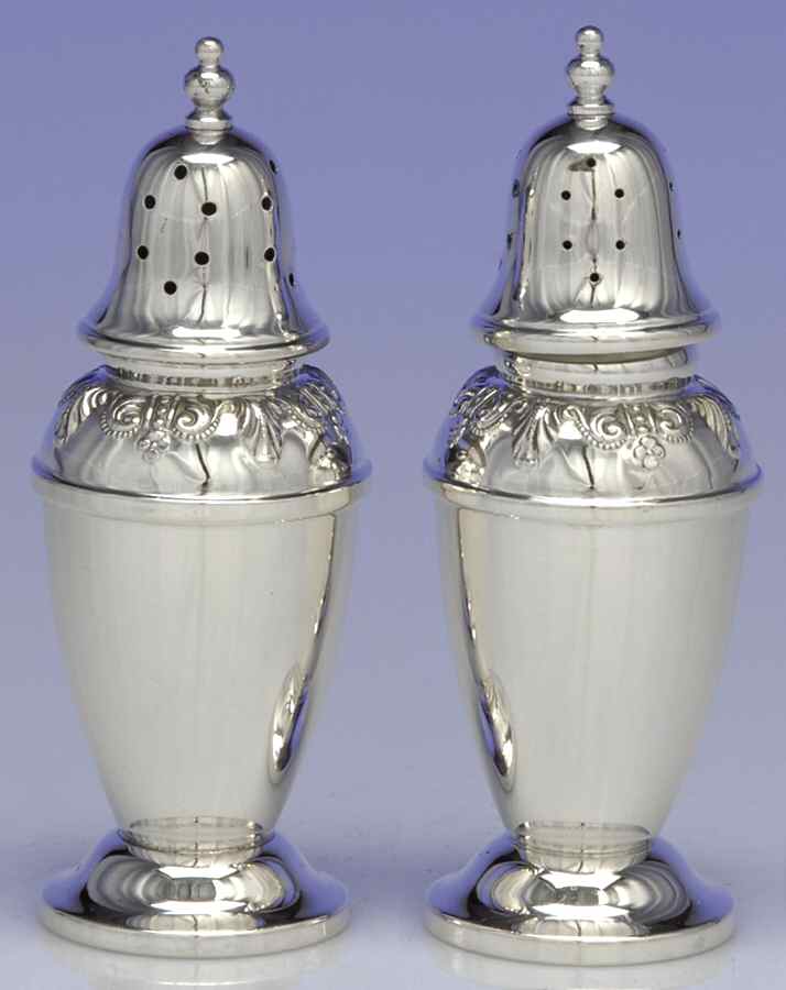 Stradivari (Sterling, Hollowware, Design on Top) Pepper Shaker by Wallace Silver-1