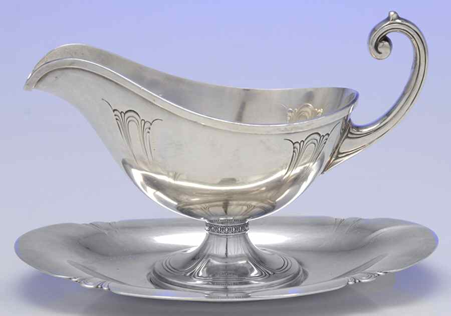Iris (Silverplate, Hollowware) Plated Gravy Boat & Underplate by Wallace Silver-1