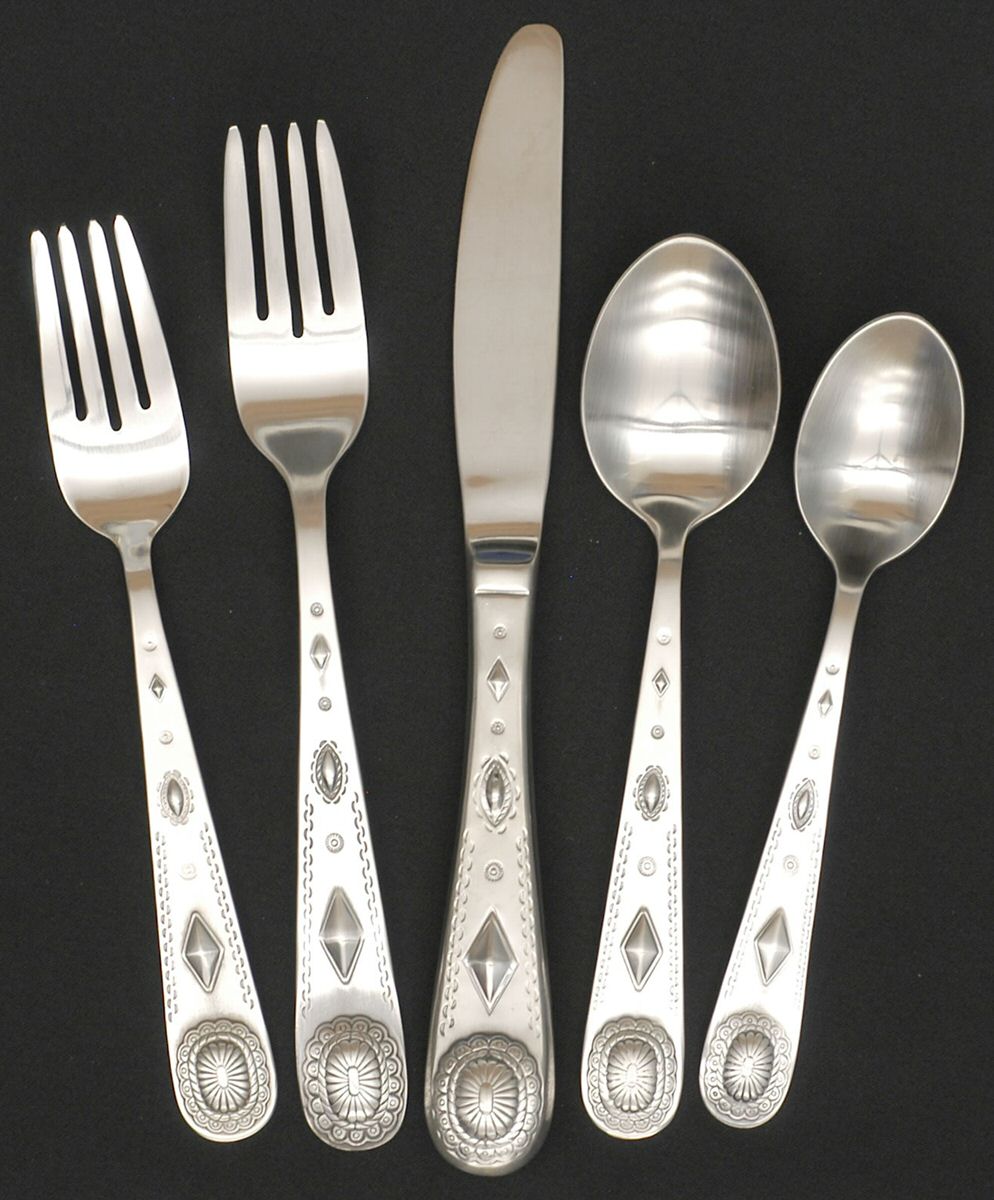 Taos (Stainless) 5 Piece Place Setting by Wallace Silver-1