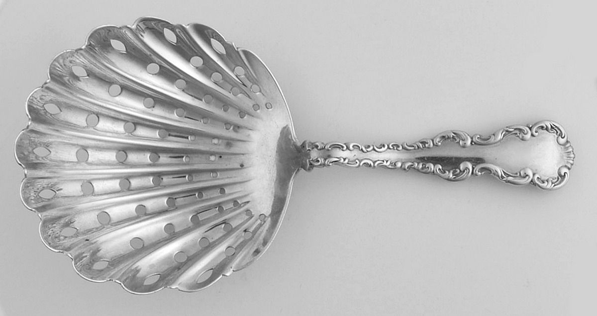 Louis XV (Sterling, 1891) Bon Bon Scoop by Whiting Manf Co-1