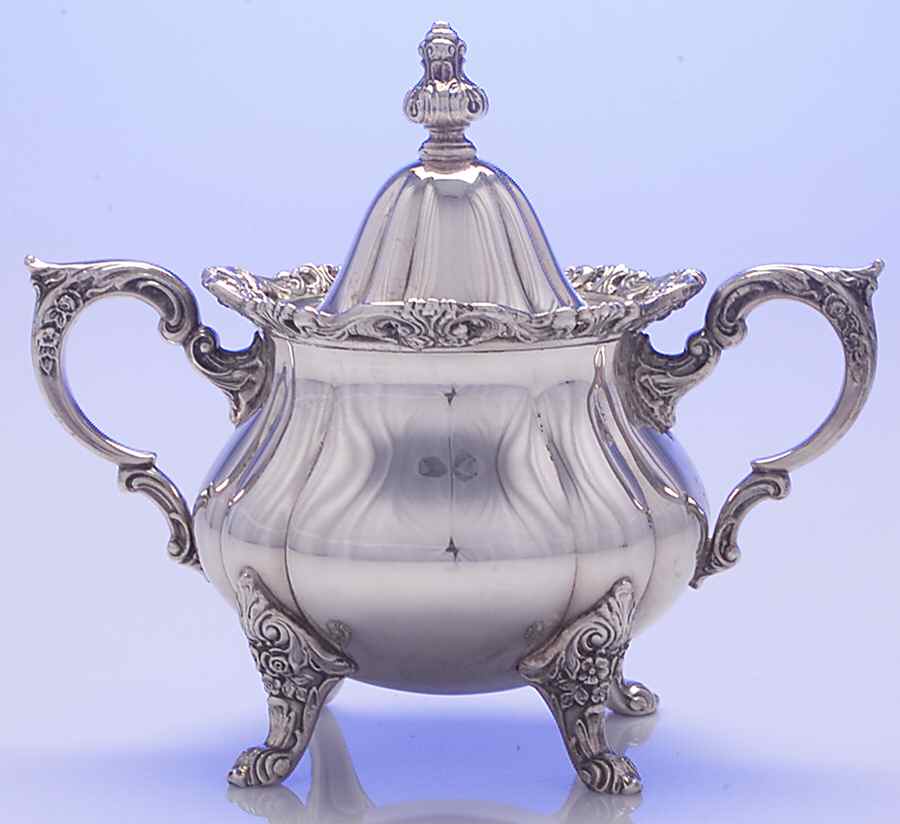 Rose Point (1200, Silverplate, Hollowware) Sugar Bowl & Lid by Wallace Silver-1