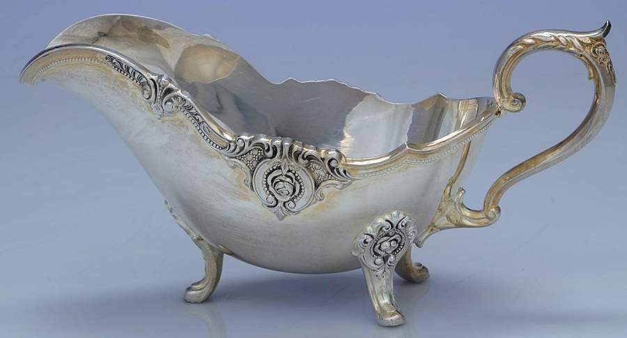 Rose Point (1200, Silverplate, Hollowware) Gravy Boat No Underplate by Wallace Silver-1