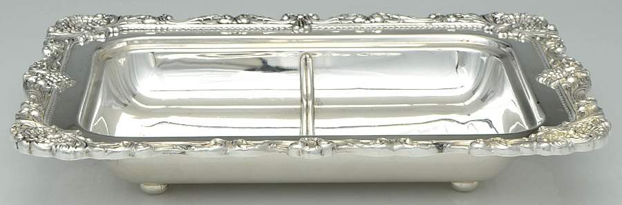 Sir Christopher (Silverplate, Hollowware) Rectangular Covered Vegetable,No Lid by Wallace Silver-1