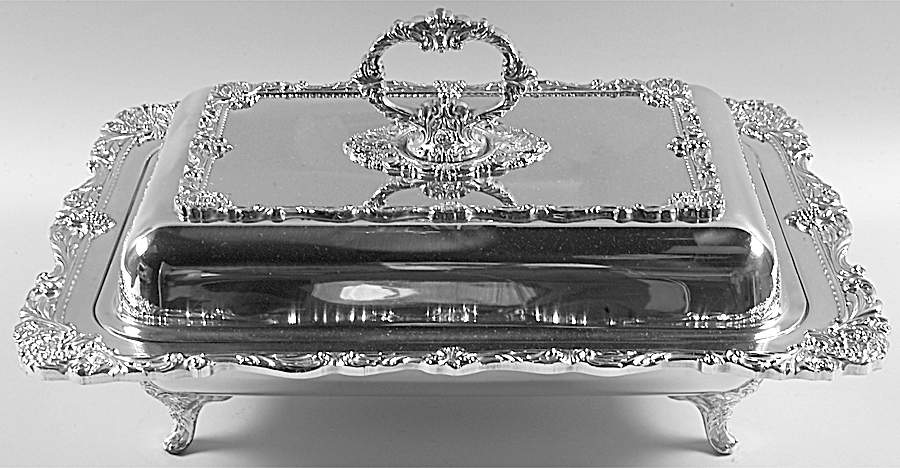Sir Christopher (Silverplate, Hollowware) (5 Pc) Buffet Server (Lid, Liner & 2 Covers) by Wallace Silver-1