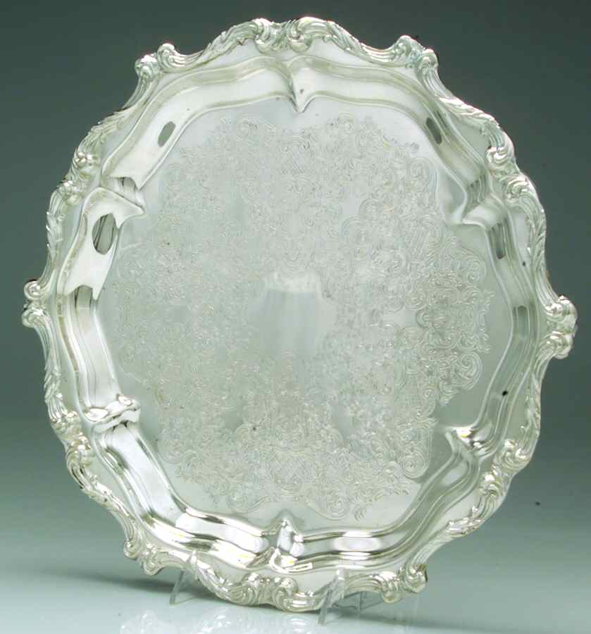 La Reine (Silverplate, Hollowware) Small Round Footed Tray by Wallace Silver-1