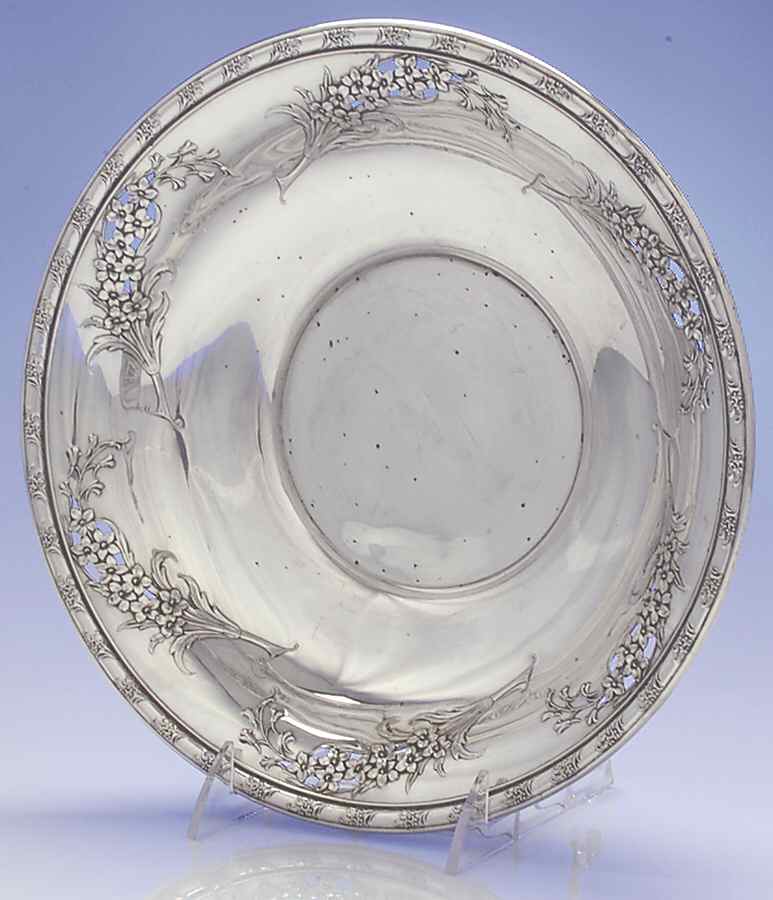 Larkspur (Sterling, 1939, Hollowware) 10" Round Vegetable Bowl by Wallace Silver-1
