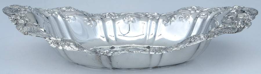 Violet (Sterling, 1905, Hollowware) 11" Oval Vegetable Bowl by Whiting Manf Co-1
