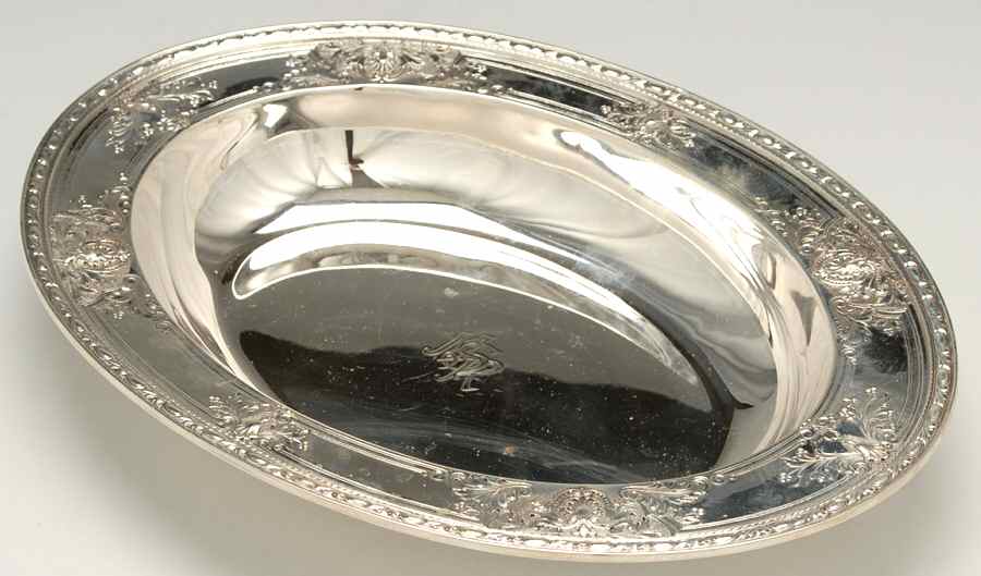 Navarre (Sterling, 1908, Hollowware) 12" Oval Vegetable by Watson-1