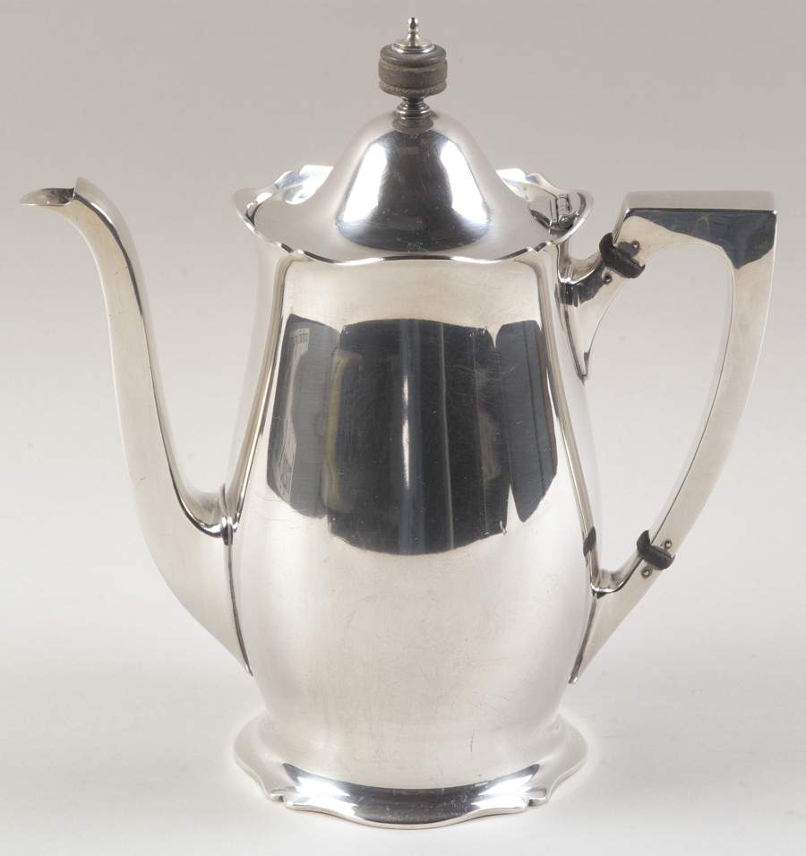 Antique (Sterling, Hollowware) Teapot by Wallace Silver-1
