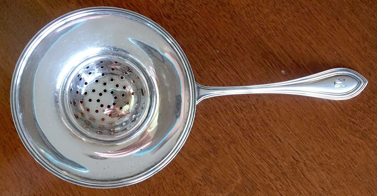 King Philip (Sterling, 1904) Solid Individual Overcup Tea Strainer by Watson-1